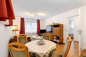 Gîte pour 3 personnes, avec jardin à Werder