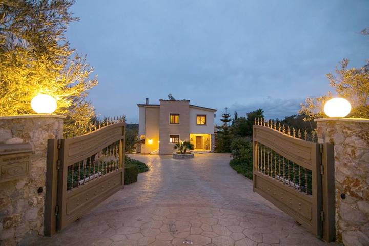 Ferienhaus für 8 Personen, mit Garten - 1