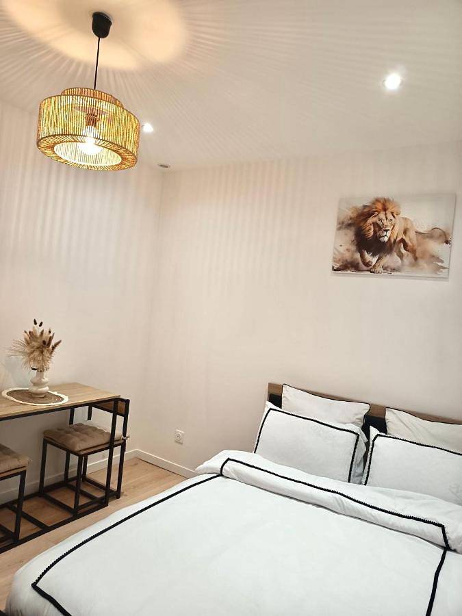 Appartement entier, Dinas home in Bois-Colombes, Hauts-de-Seine