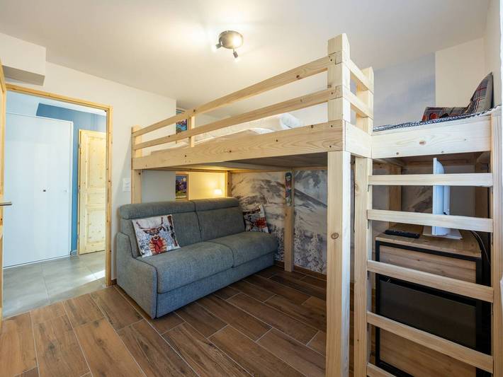 Gîte pour 6 personnes, avec jardin ainsi que vue sur le lac et terrasse à Génos - 2