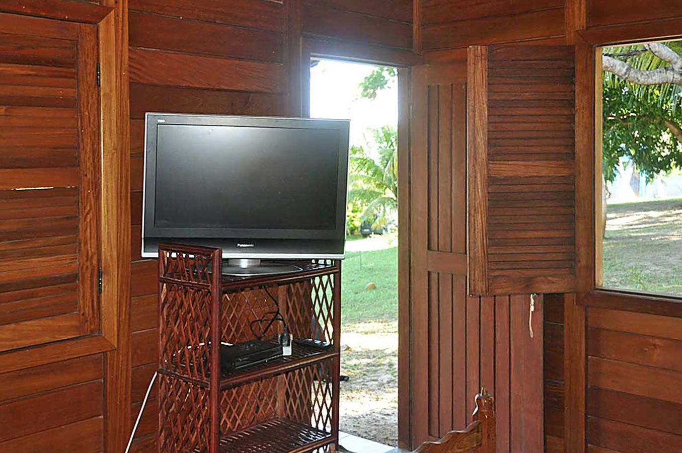 Chalet confortable en plein cœur de Camaçari avec piscine partagée in Camaçari, Linha Verde