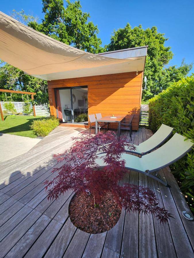 Chambre d’hôte pour 2 personnes, avec bassin pour enfant et terrasse ainsi que vue et jardin dans Lac Léman (France) - 2