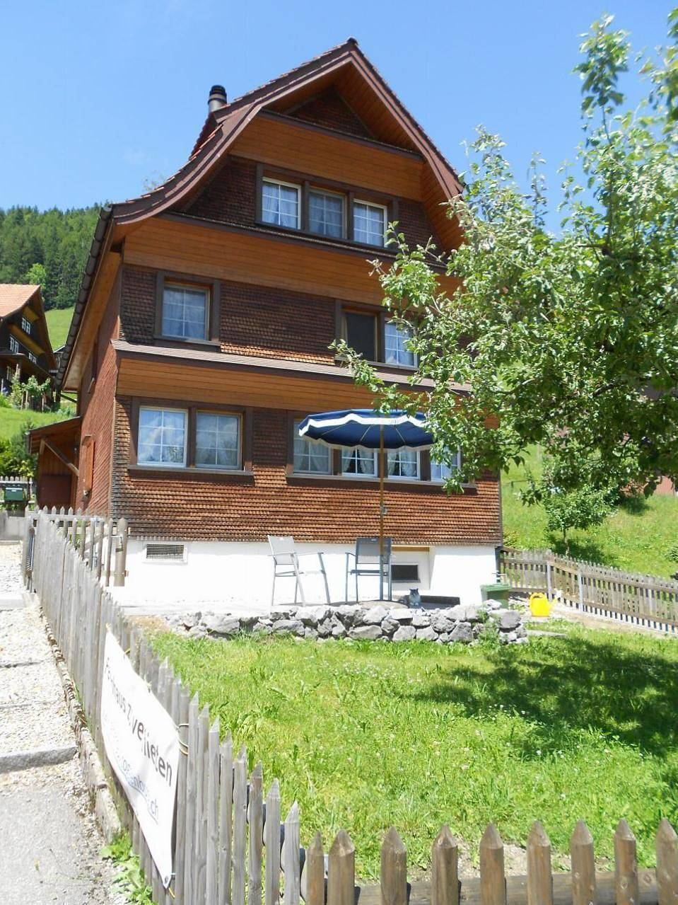 Ferienhaus Apfelbaum in Krinau in Krinau (Toggenburg), Wattwil