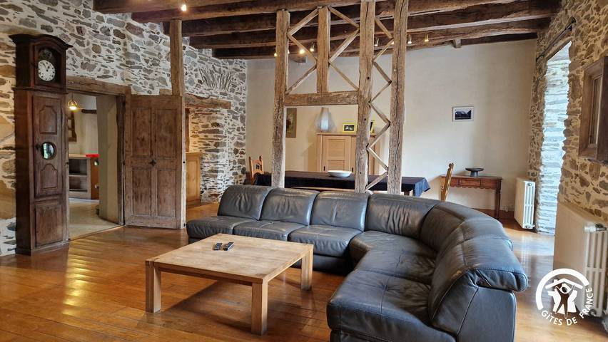 La grande Maison in Montredon-Labessonnié, Región de Lacaune