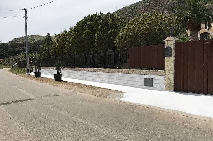 Belle et confortable villa avec piscine privée sur le chemin de San Vito lo Capo in Tonnara di Bonagia, Erice