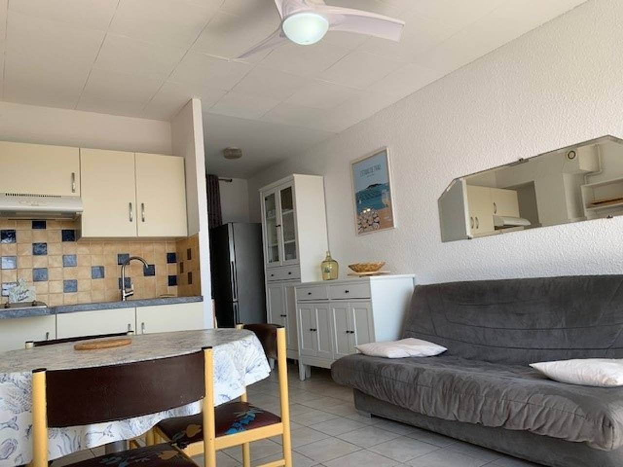 Estudio entero, Acogedor apartamento en Balaruc-les-Bains admite mascotas in Balaruc-les-Bains, Côte d'Améthyste