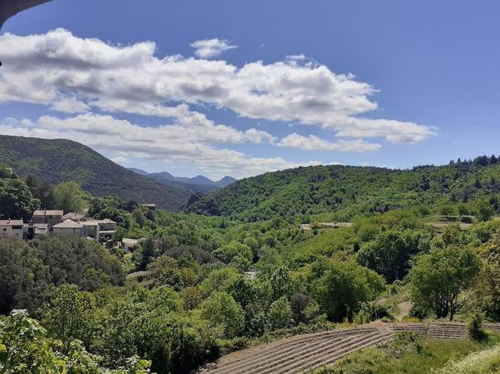 Location de vacances pour 6 personnes, avec Balcon et Terrasse ainsi que Jardin et Vue à Mandagout