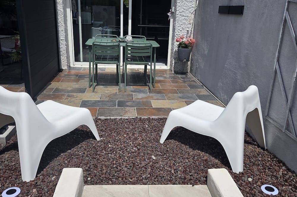 Ganze Wohnung, Air-conditioned, fully renovated duplex with private terrace in Lunel, Mittelmeerküste (Frankreich)