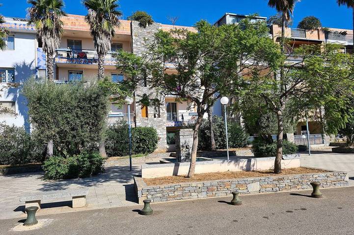 Ganze Wohnung, Apartment near train stop and water park in Biguglia, Bastia und Umgebung