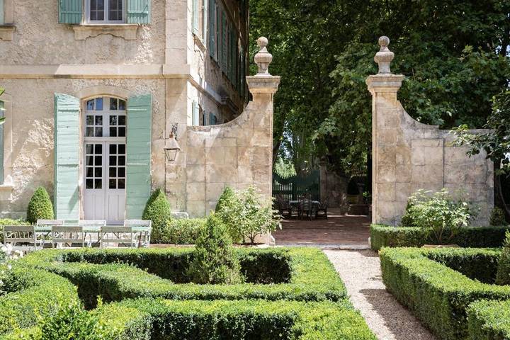 Chambre d’hôte pour 2 personnes, avec piscine et jardin