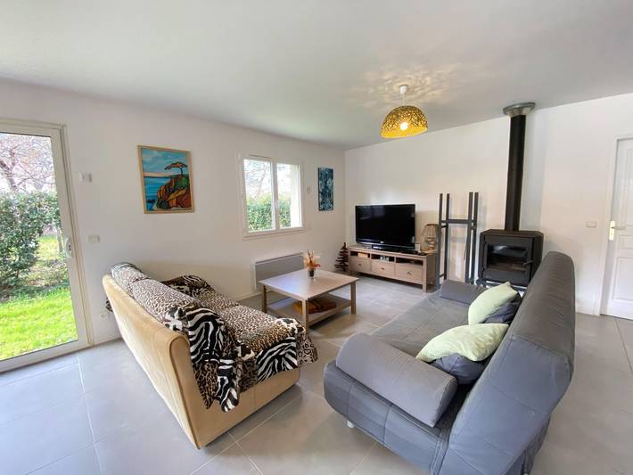 Ferienhaus für 6 Personen, mit Terrasse und Pool sowie Garten in Grayan-et-l'Hôpital - 2