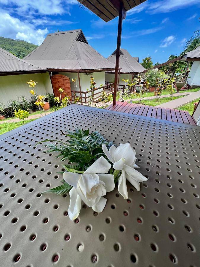Lodge pour 3 personnes, avec balcon ainsi que jardin et vue