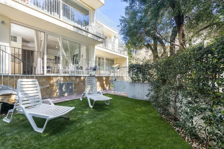 Holiday apartment for 4 people, with balcony and garden - 1