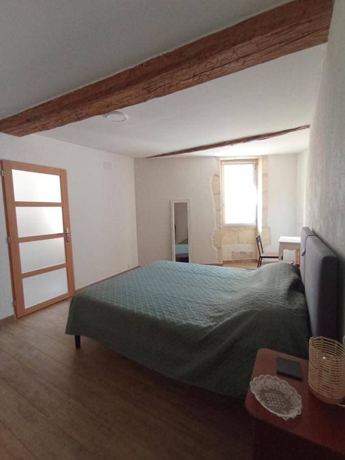 Gîte pour 4 personnes, avec terrasse et vue dans Abbaye de Saint Michel de Frigolet - 3