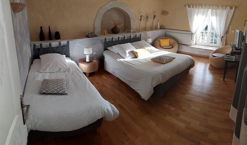 Chambre d’hôte pour 3 personnes, avec jardin dans Frampas