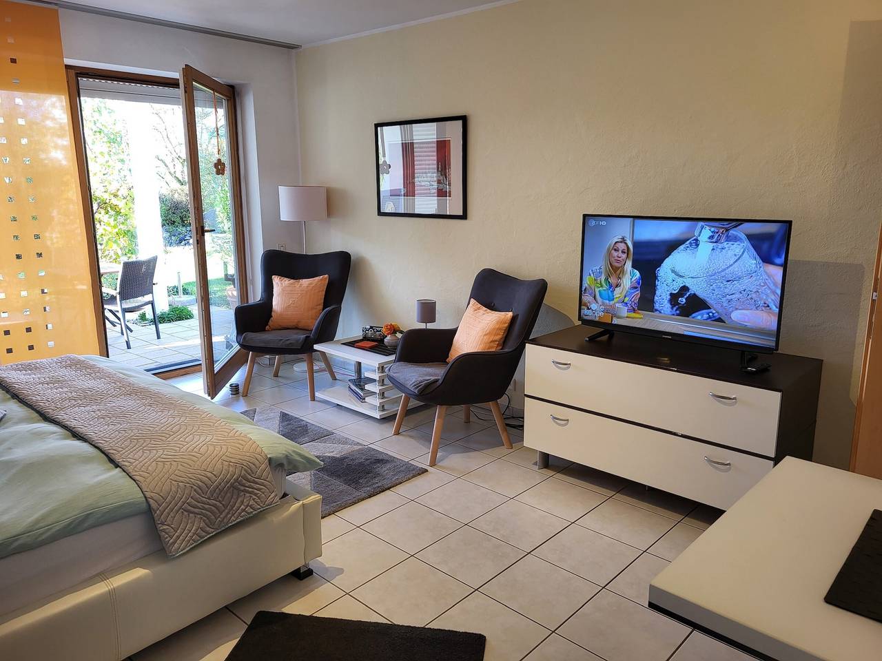 Ganze Wohnung, Apartment 'Obere Weinburg' mit Terrasse und Wlan in Radolfzell, Radolfzell am Bodensee