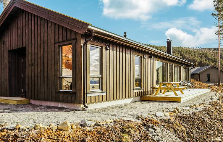 Ferienhaus für 6 Personen mit Terrasse in Rauma (Norwegen), Nördliches Fjordnorwegen