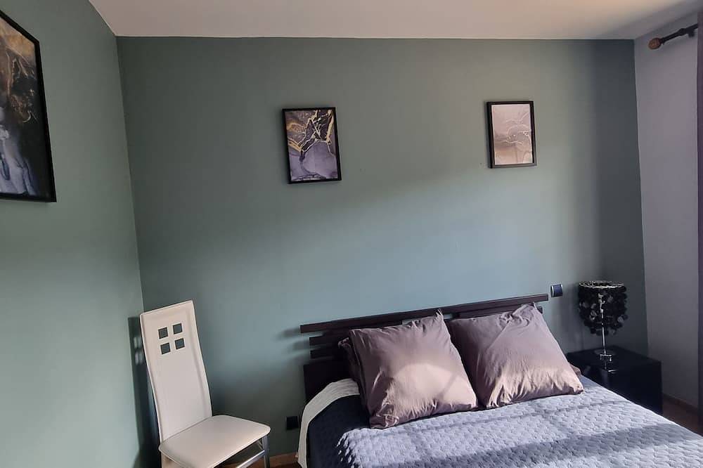 Apartamento entero, A 10-Minute Walk From Downtown  in Lamalou-les-Bains, Region de Béziers