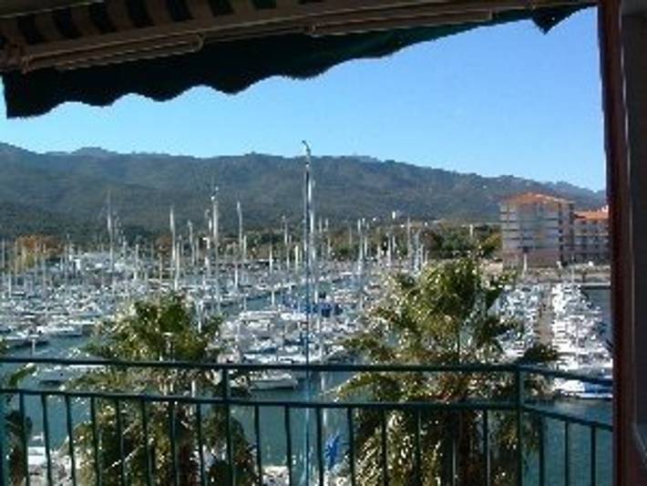 Gîte pour 6 personnes, avec Balcon et Terrasse dans Port-Argelès