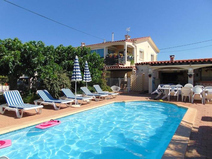 Gîte pour 4 personnes, avec piscine ainsi que vue et jardin à Rivesaltes - 2