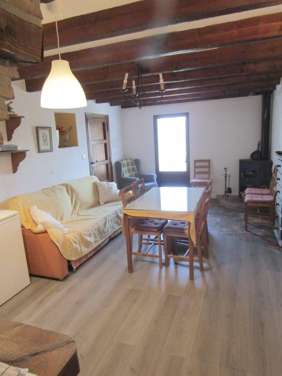 Three-Bedroom Townhouse in Genalguacil, Malaga Prowincja