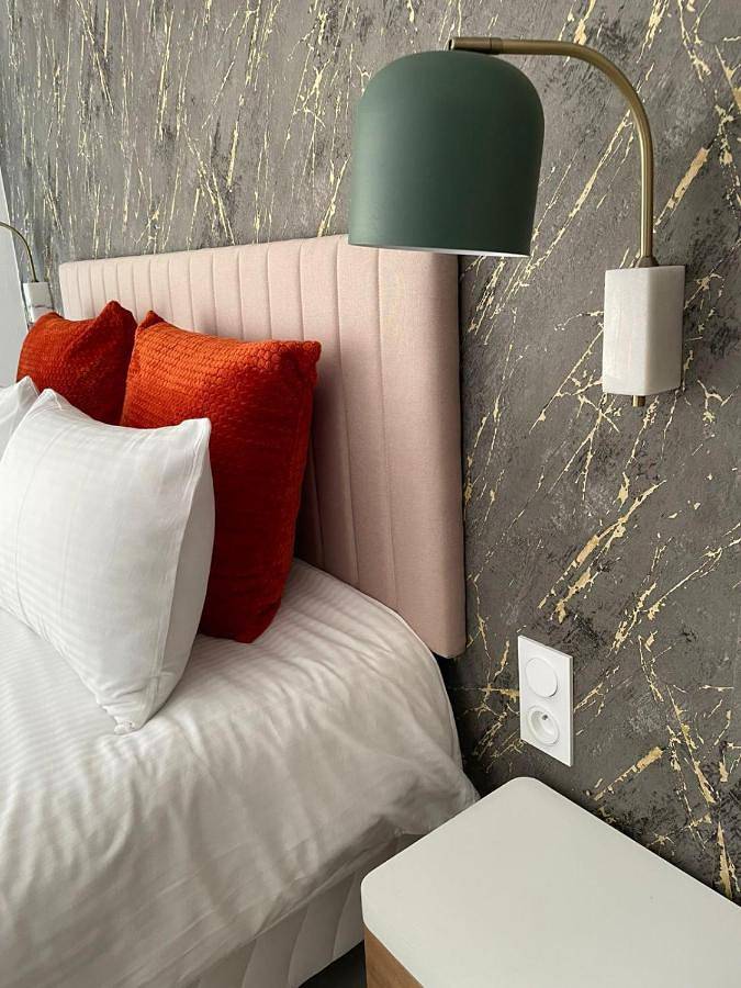 Chambre d’hôte pour 2 personnes, avec vue ainsi que piscine et jardin en Indre-et-Loire - 2