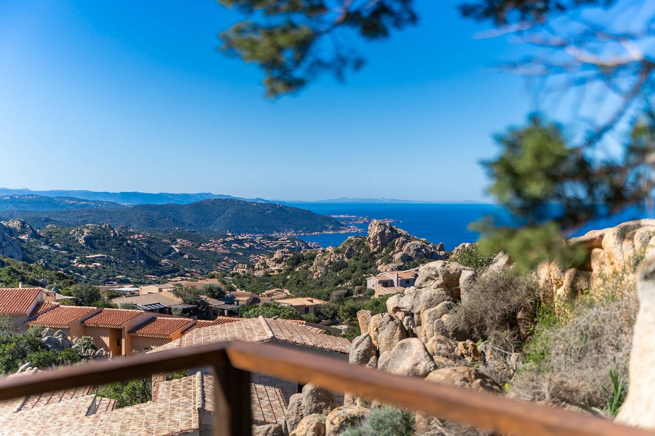 Vacation Home "Villa Panoramica" with Sea View, Shared Pool & Private Terraces in Costa Paradiso, Trinità d'Agultu e Vignola region