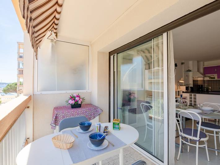 Gîte pour 4 personnes, avec terrasse dans Casino De Sainte Maxime - 2