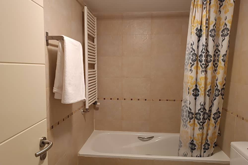 Apartamento entero, Margas Golf Apartment 2 in Sabiñánigo, Pirineo Aragonés