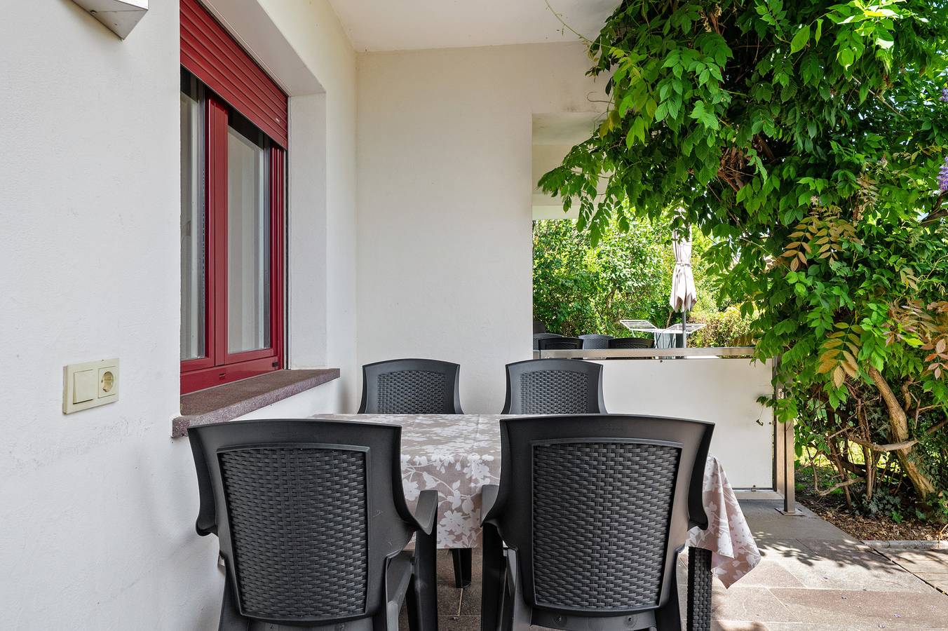 Ganze Wohnung, Ferienwohnung 'Oma' mit Bergblick, Gemeinschaftsterrasse und Wi-Fi in St. Pauls, Eppan an der Weinstraße