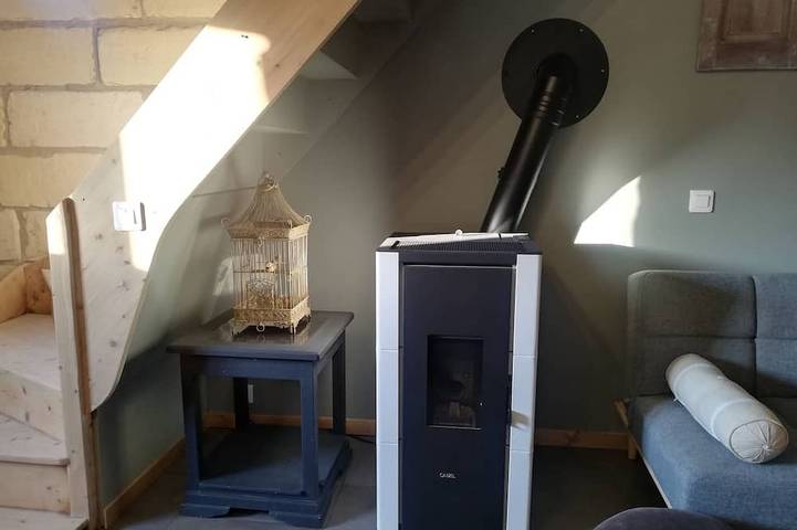 Ganze Wohnung, Self-contained accommodation, private grounds, jacuzzi, near Avignon, Nîmes, Arles in Tarascon, Arles und Umgebung