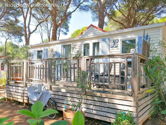 Camping Résidentiel La Pinède - Mobilheim 6 personen - Tribord Confort -3 Zimmer 32m²- *Klima, Terrasse, Tv*. in Castelnau-de-Guers, Mittelmeerküste (Frankreich)