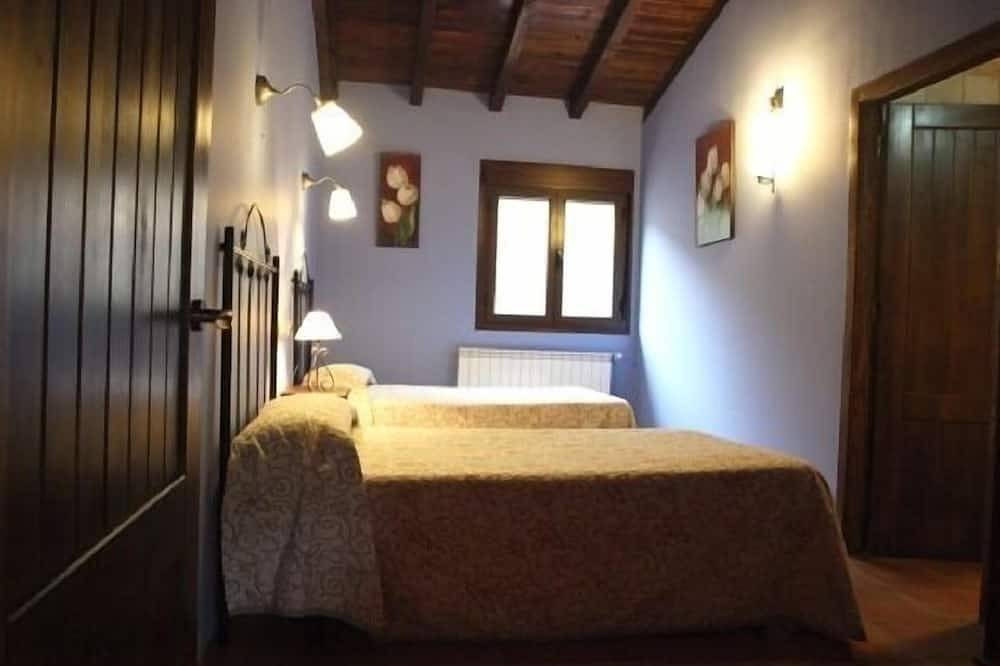 Rural apartment Ramajal Rural for 4 people in Horcajo, Pinofranqueado