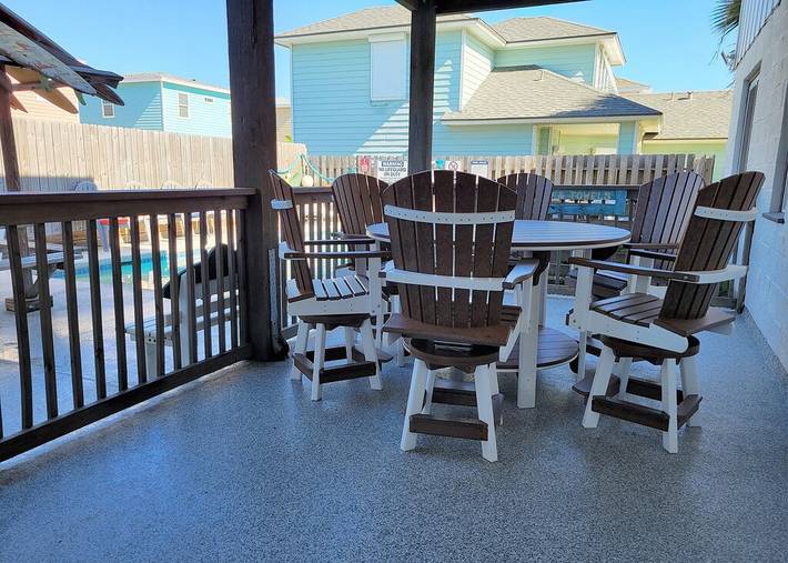Vacation home for 32 people, with yard and balcony in Port Aransas