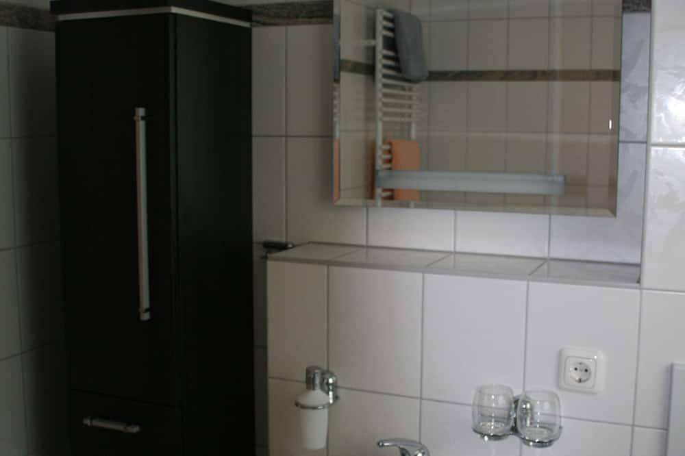 Ganze Wohnung, Zentrumsnahe, moderne, komfortable Ferienwohnung in Weimar, Weimarer Land