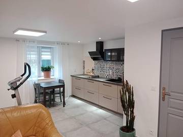 Gîte pour 2 personnes, avec terrasse à Champis