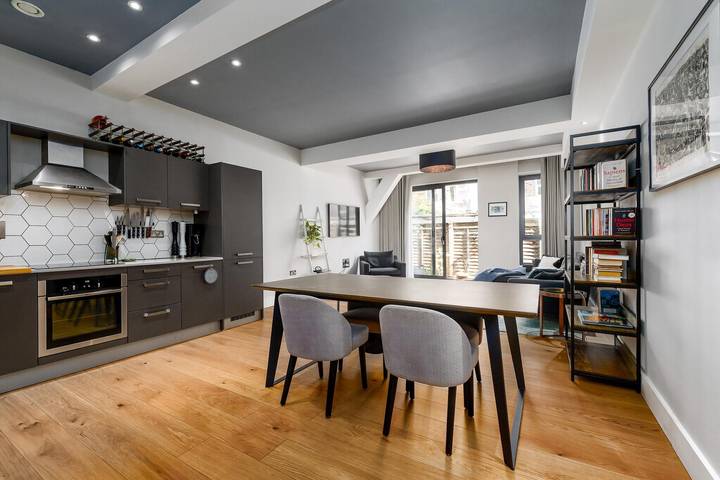 Apartment for 5 people, with terrace in Hackney