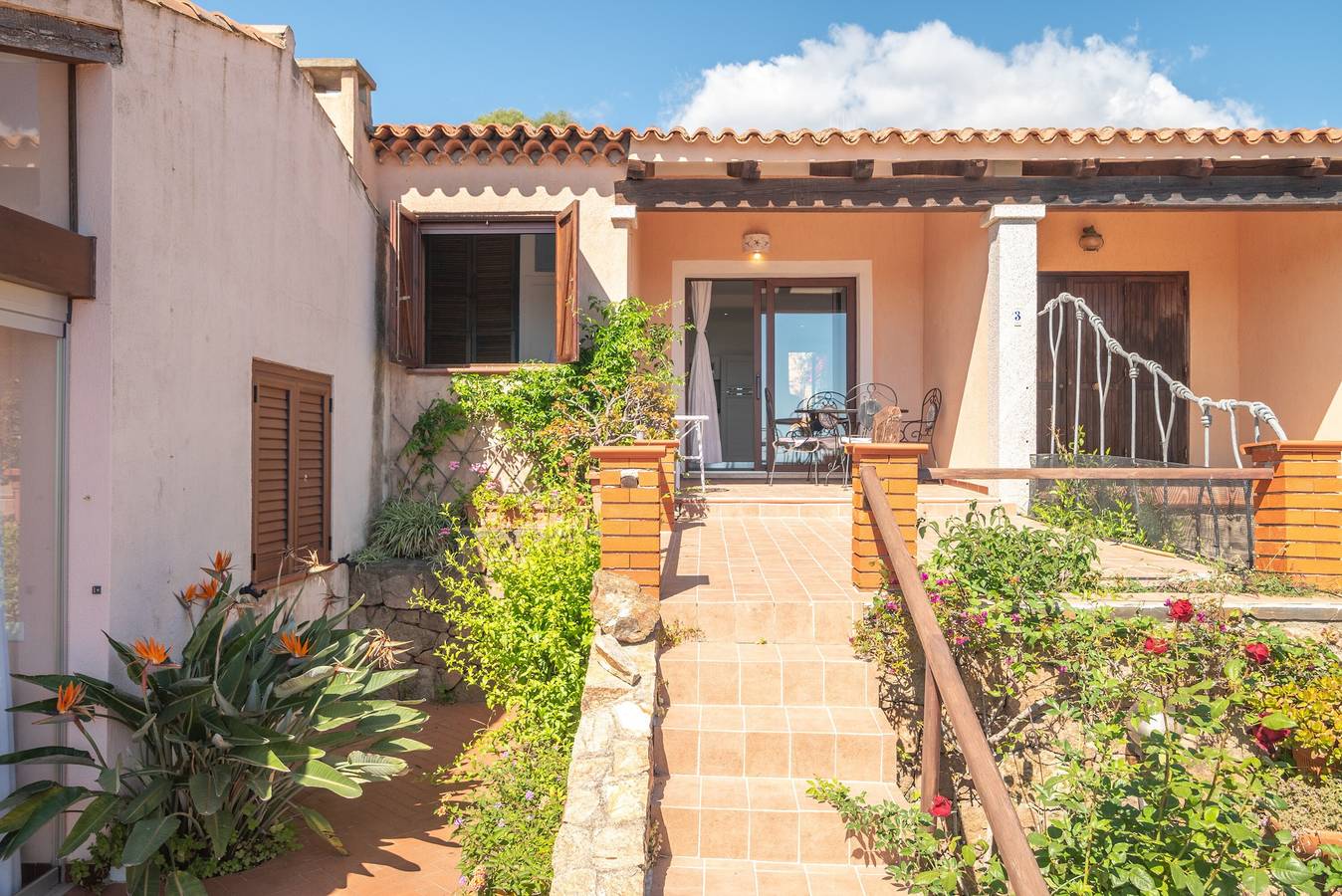 Casa vacanze "Villa Anna" con vista mare e terrazza privata in La Padula Sicca, San Teodoro