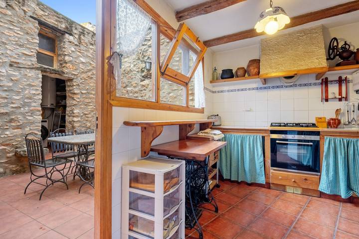 Apartamento 'Casa Elisa' con terraza privada, Wi-Fi y aire acondicionado in Masdenverge, Costa Dorada