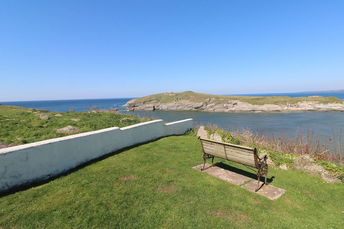 Entire apartment, Island View in Porth, Newquay