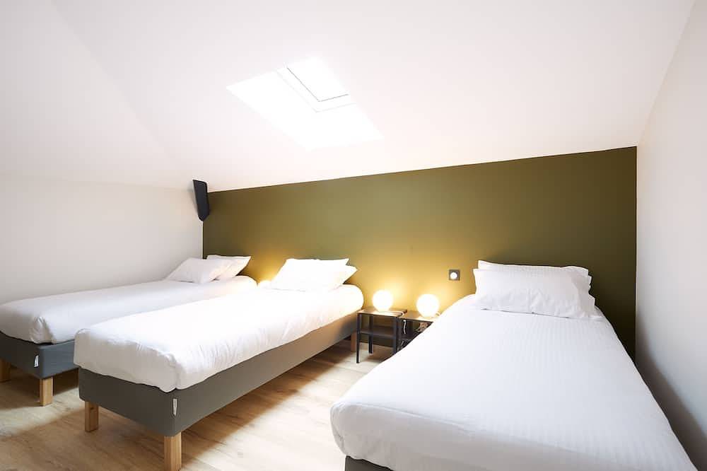 La Bâtisse de Lucien ***** Piscine & Spa pour 15 personnes in Cussac-sur-Loire, Haute-Loire