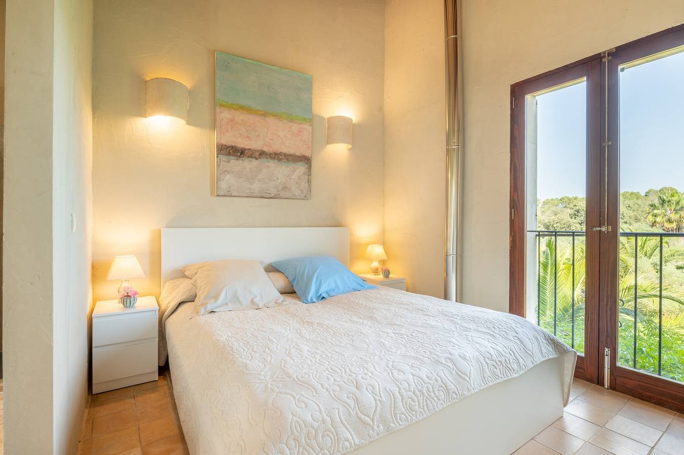 Ferienhaus 'Redonda 1' mit Bergblick, Gemeinschaftspool und Wi-Fi in Costitx, Mallorca Inselmitte