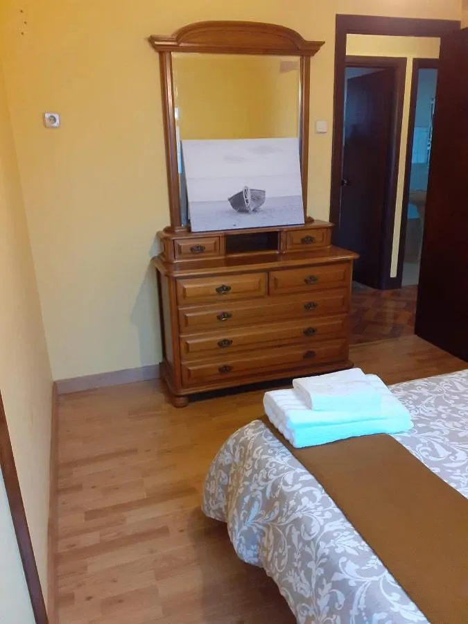Apartamento de vacaciones para 5 personas, con vistas y terraza, Se admiten mascotas - 1