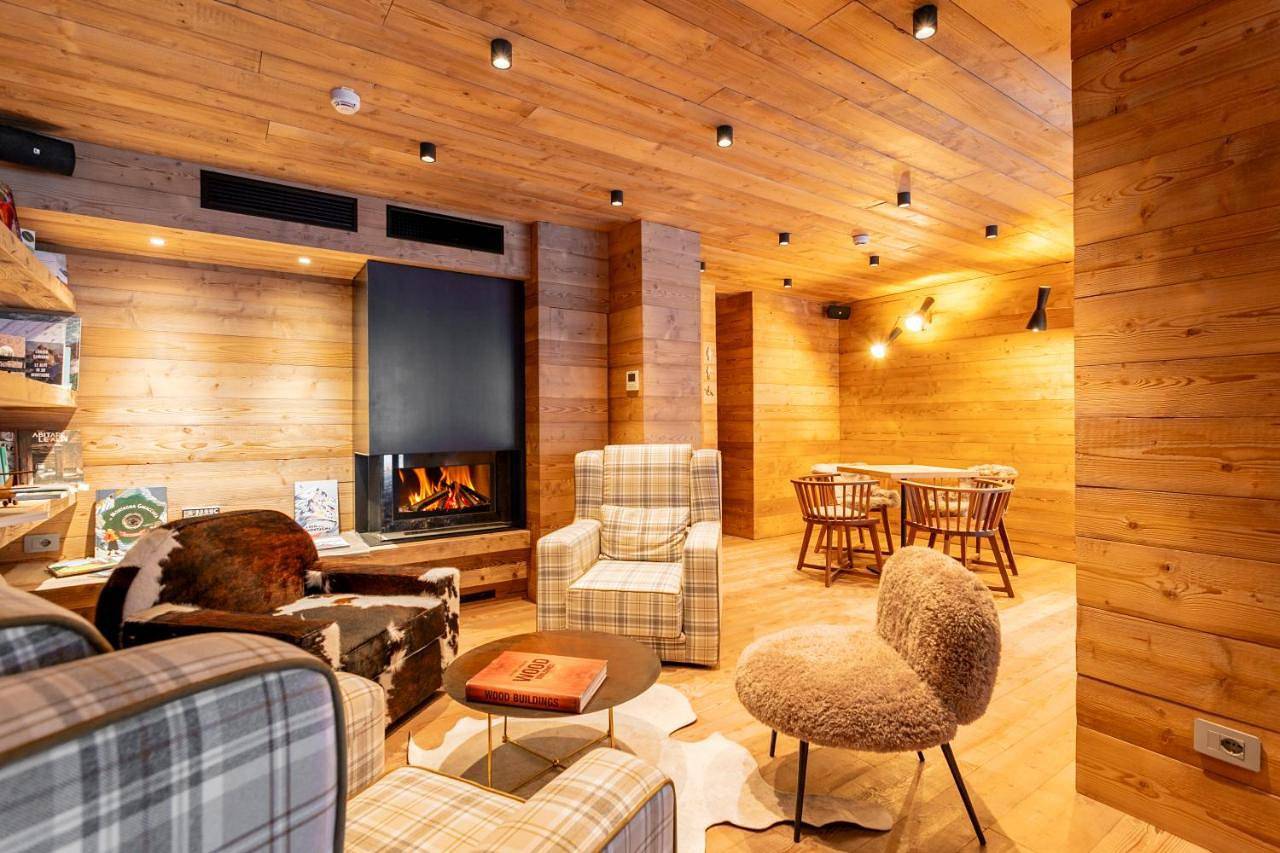 Le Mallet, Courmayeur, Alpine Homesuite in Dolonne, Courmayeur
