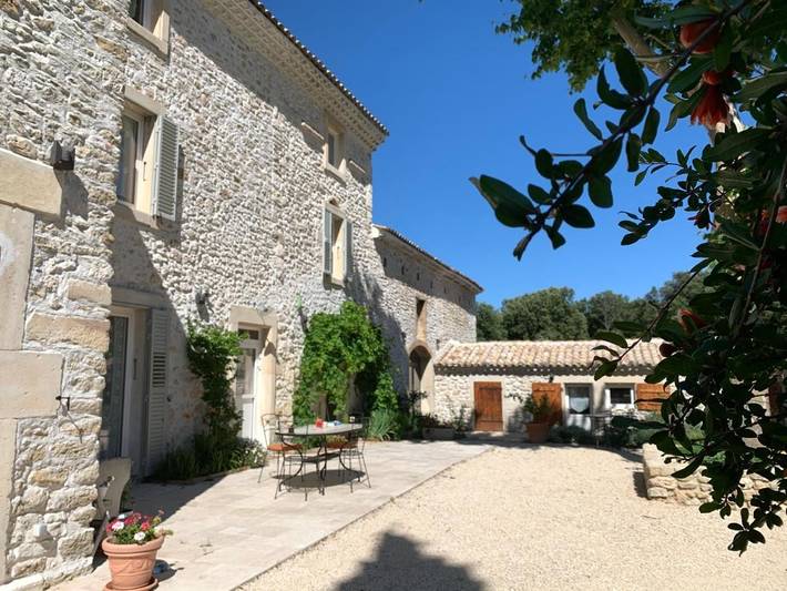Location de vacances pour 6 personnes, avec jardin et piscine à Réauville - 2