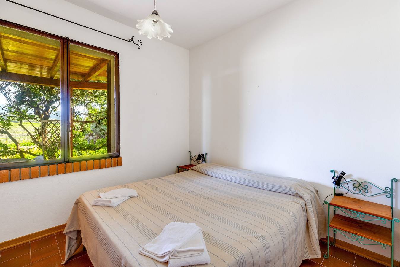 Ferienhaus 'Villa Due Archi' mit Meerblick, privater Terrasse und privatem Garten in S'Archittu, Sardinien