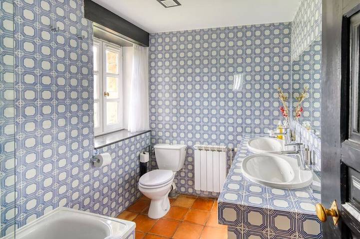 Château pour 28 personnes, avec jacuzzi ainsi que piscine et jardin dans l' Aveyron - 3