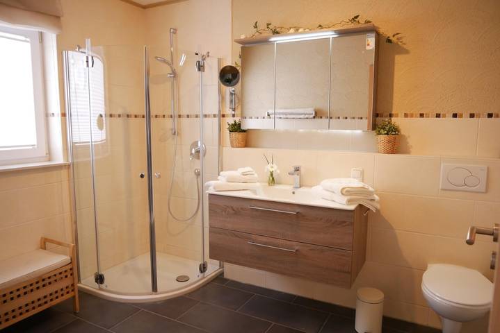 Ganze Ferienwohnung, Appartement/Fewo, Dusche, Wc, 1 Schlafraum in Schalkenmehren, Vulkaneifel