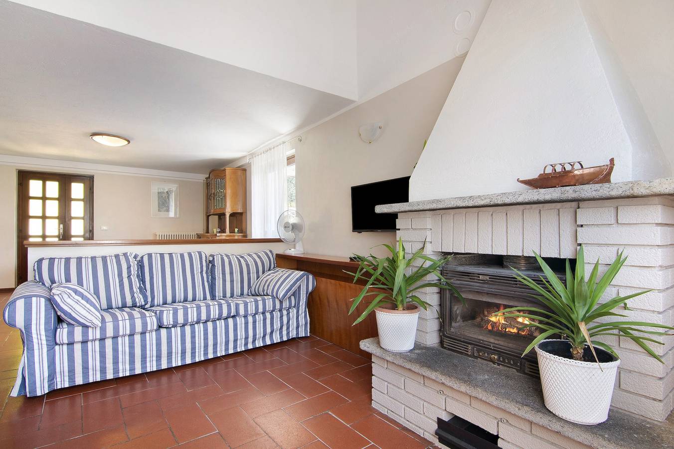 Ferienhaus Villa Eden Jacuzzi Pool mit Seeblick, Wlan und Terrasse in Domaso, Comer See