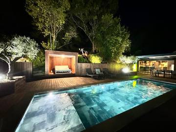 Cottage pour 12 personnes, avec vue ainsi que terrasse et piscine à Cambes